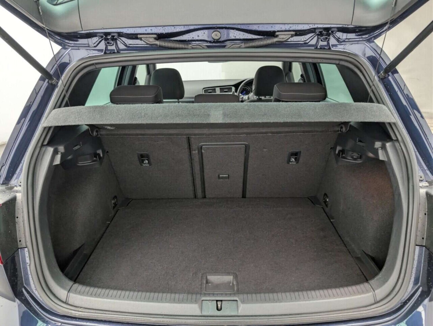 Used Volkswagen Golf 2016 for sale - 77714059: Photo 23