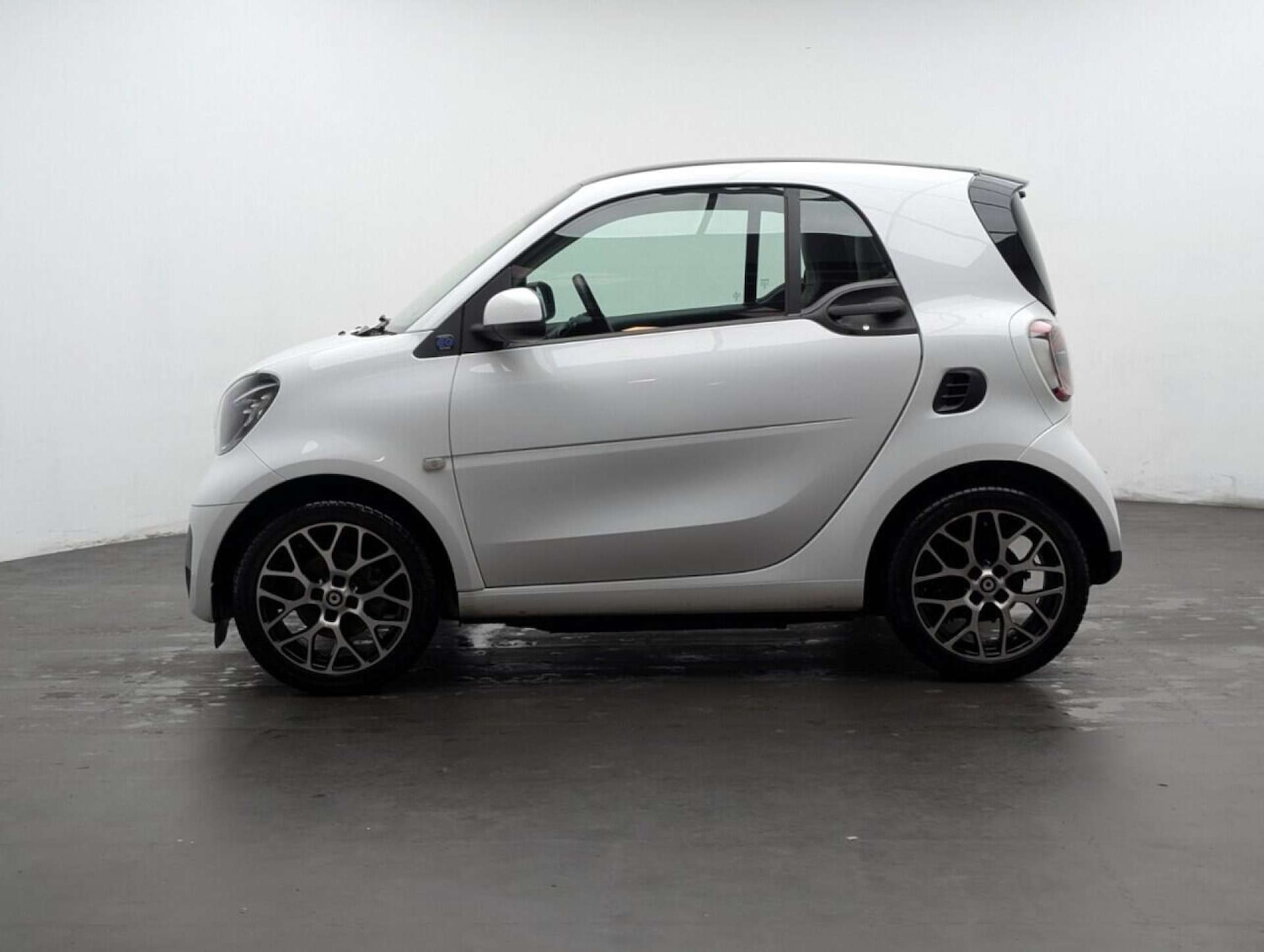 Used smart fortwo 2021 for sale - 77713347: Photo 5
