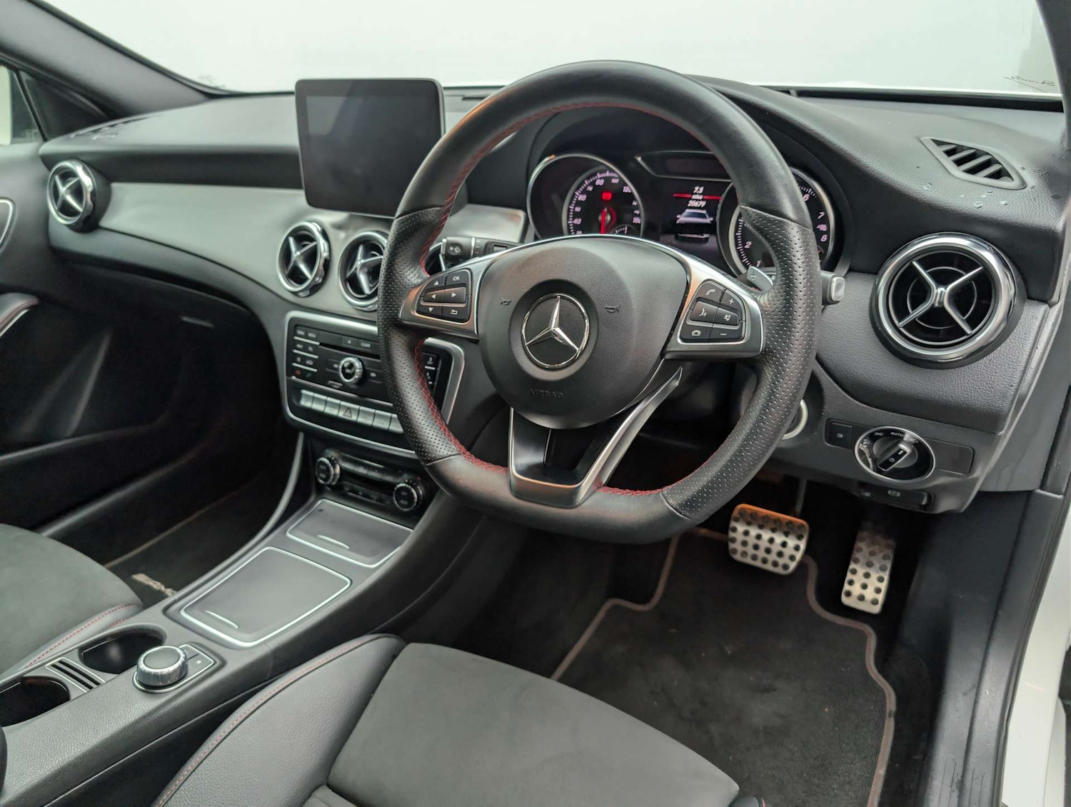 Used Mercedes-Benz GLA 2019 for sale - 78144623: Photo 18