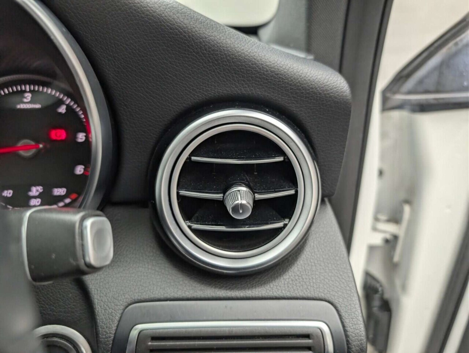 Used Mercedes-Benz GLC 2017 for sale - 77714210: Photo 19