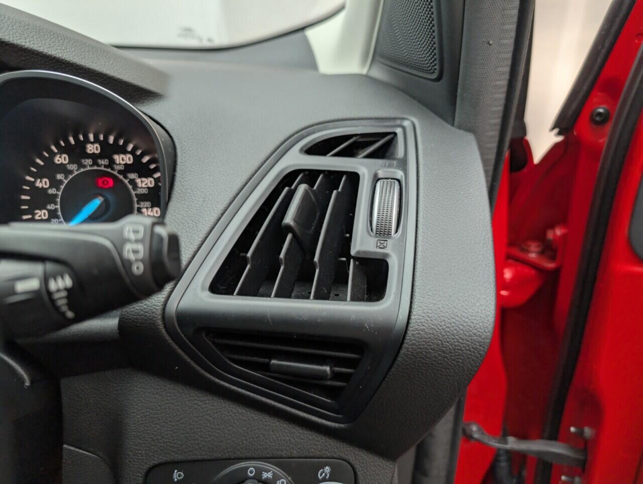 Used Ford Kuga 2017 for sale - 76423358: Photo 21