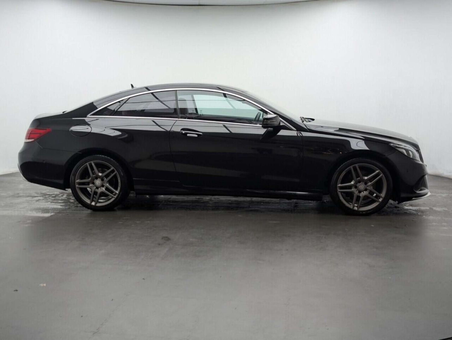 Used Mercedes-Benz E Class 2016 for sale - 77714317: Photo 9