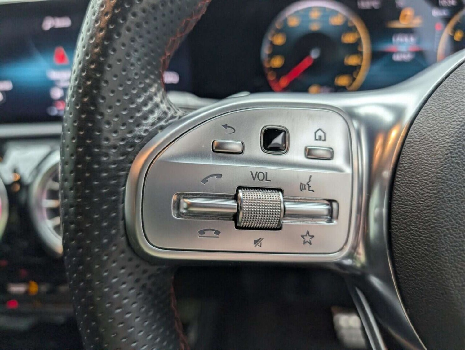 Used Mercedes-Benz A-Class 2019 for sale - 77714401: Photo 20