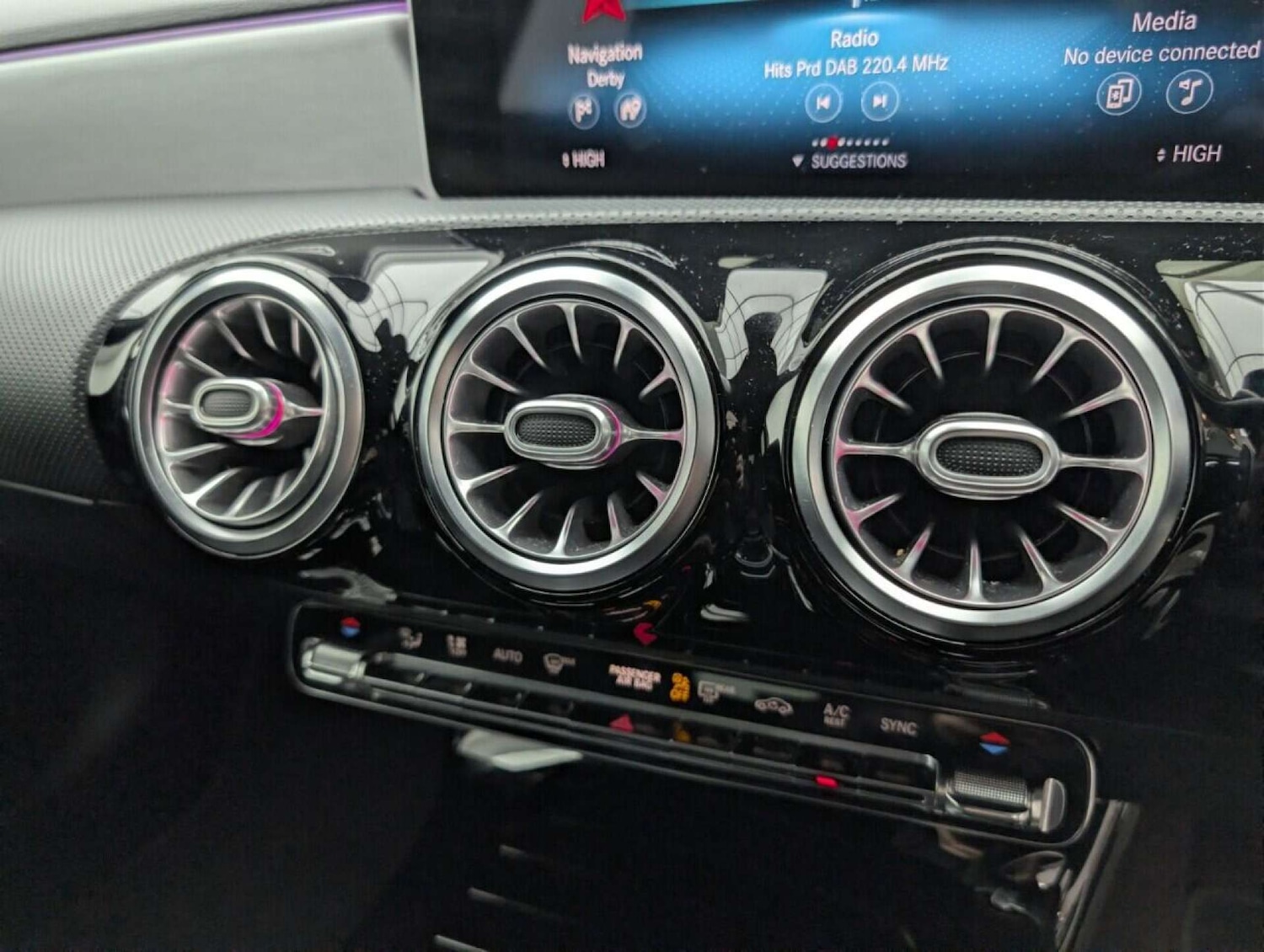 Used Mercedes-Benz A-Class 2019 for sale - 77980233: Photo 20