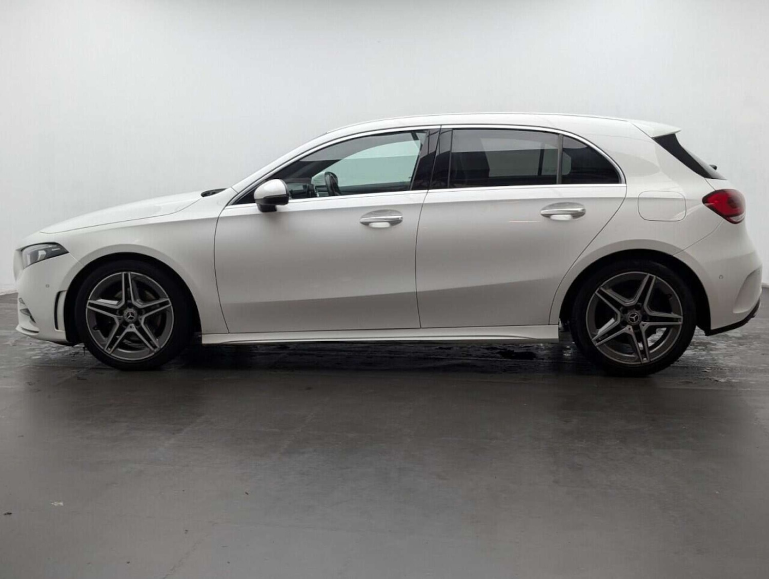 Used Mercedes-Benz A-Class 2019 for sale - 77980233: Photo 5