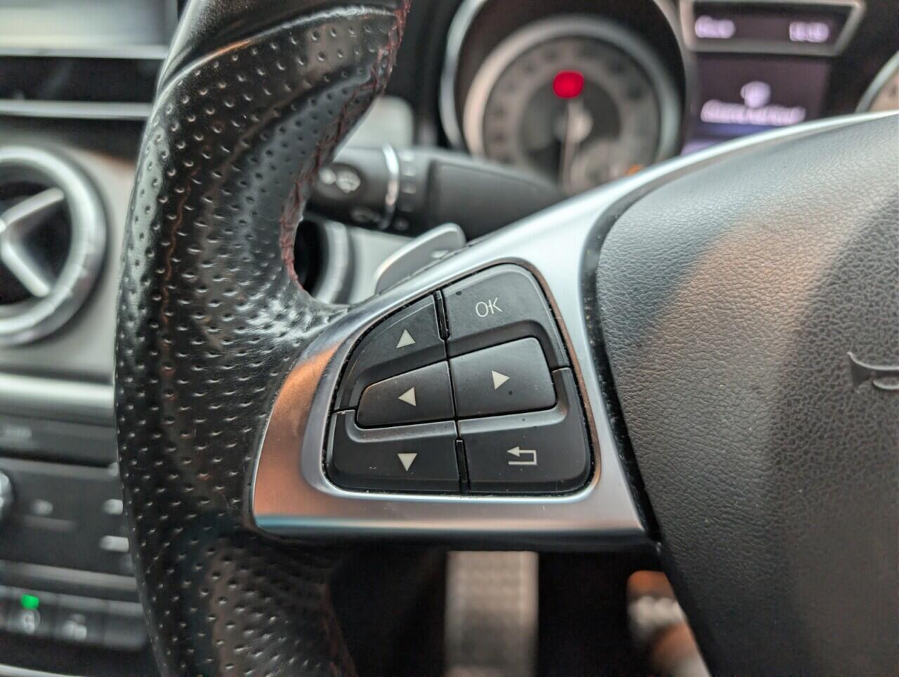 Used Mercedes-Benz CLA 2015 for sale - 76498634: Photo 17