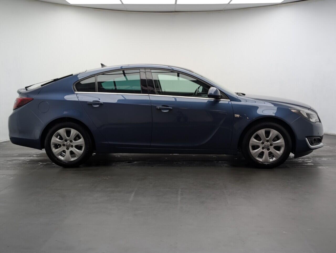 Used Vauxhall Insignia 2016 for sale - 77637525: Photo 9