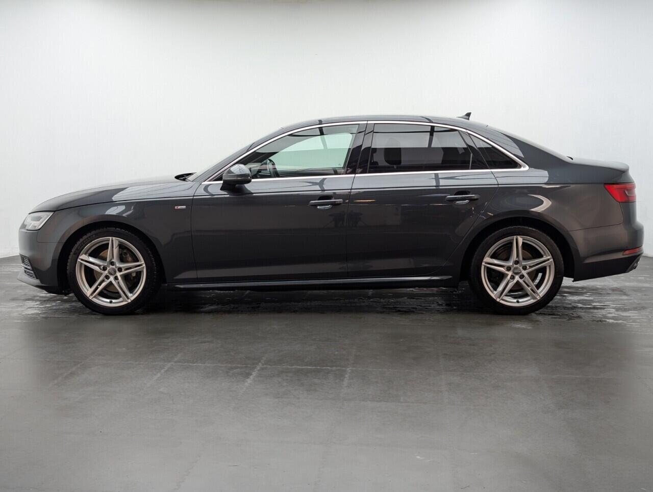 Used Audi A4 2016 for sale - 77074241: Photo 5