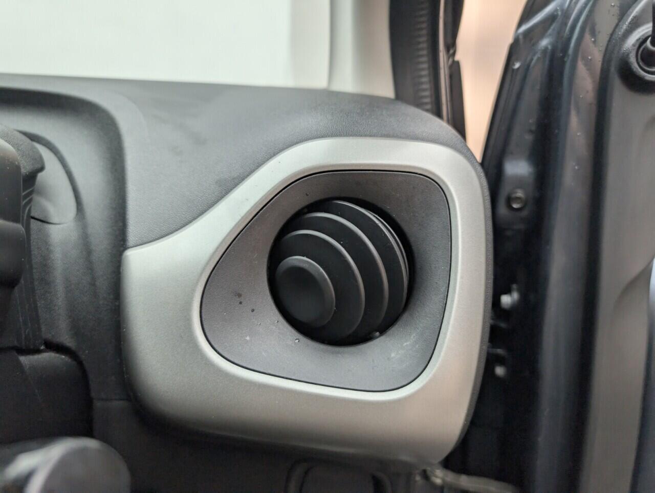 Used Peugeot 108 2016 for sale - 77441126: Photo 20