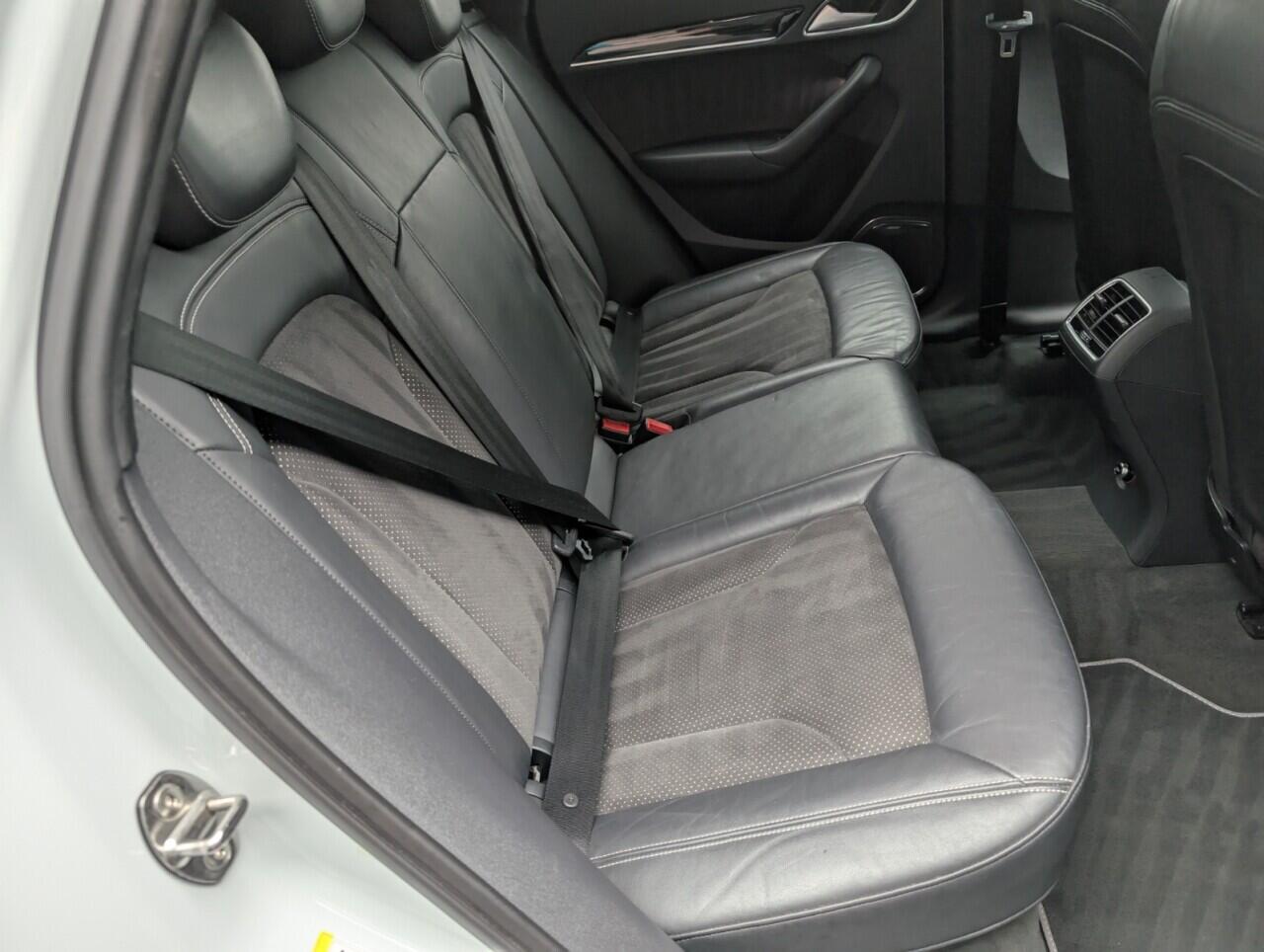 Used Audi Q3 2018 for sale - 76538298: Photo 24