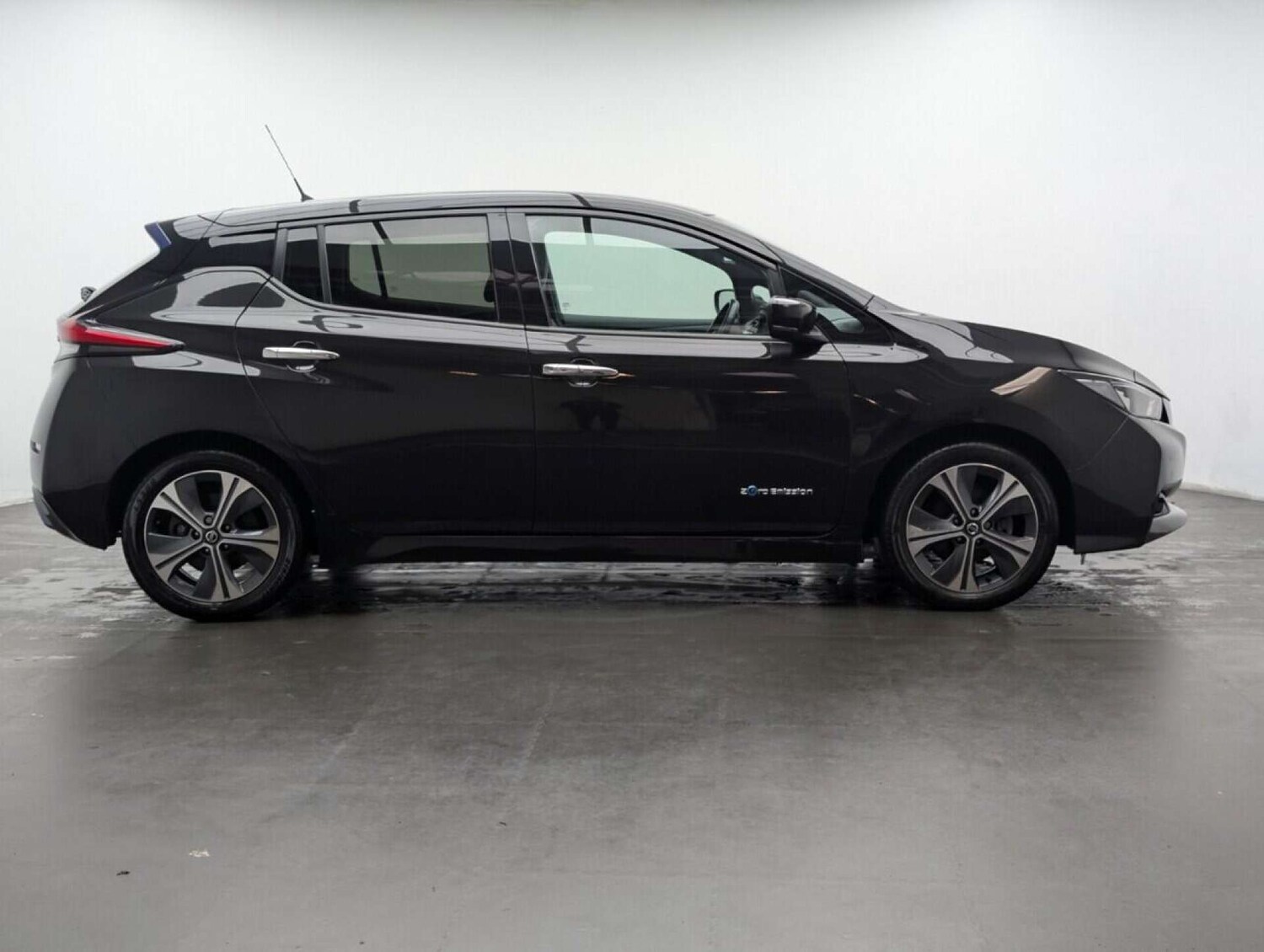 Used Nissan Leaf 2020 for sale - 77714213: Photo 10