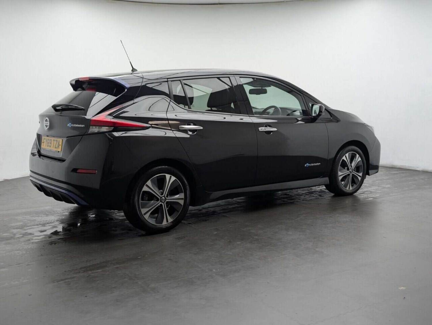 Used Nissan Leaf 2020 for sale - 77714213: Photo 9