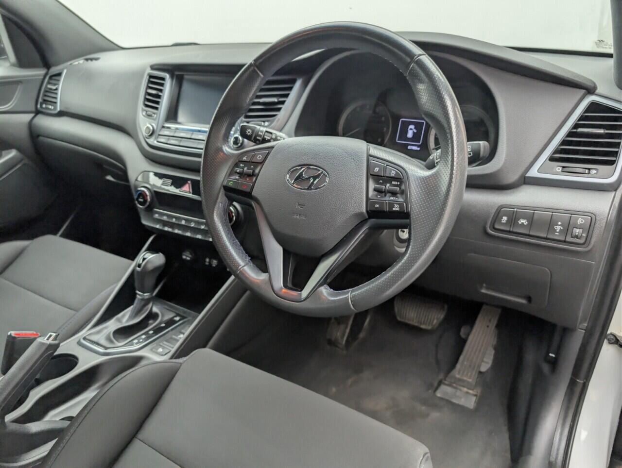 Used Hyundai TUCSON 2018 for sale - 76633449: Photo 11