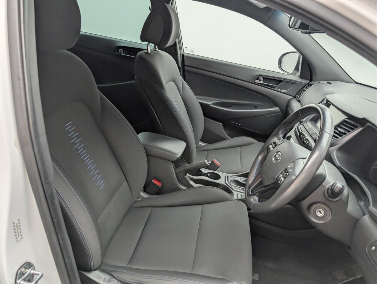 Used Hyundai TUCSON 2018 for sale - 76633449: Photo 12