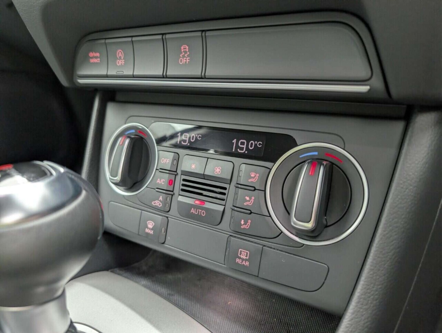 Used Audi Q3 2015 for sale - 77714173: Photo 14