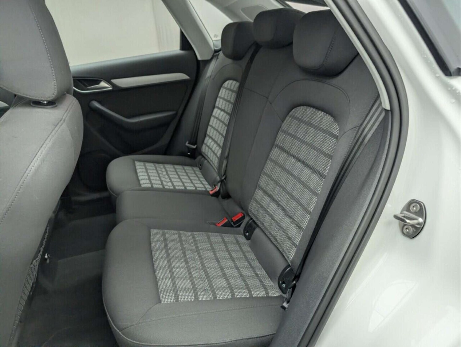 Used Audi Q3 2015 for sale - 77714173: Photo 25