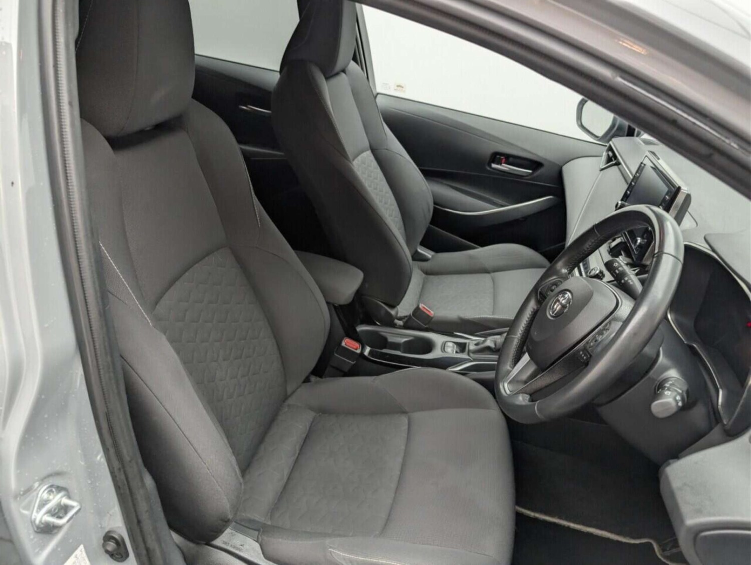 Used Toyota Corolla 2020 for sale - 77713554: Photo 12