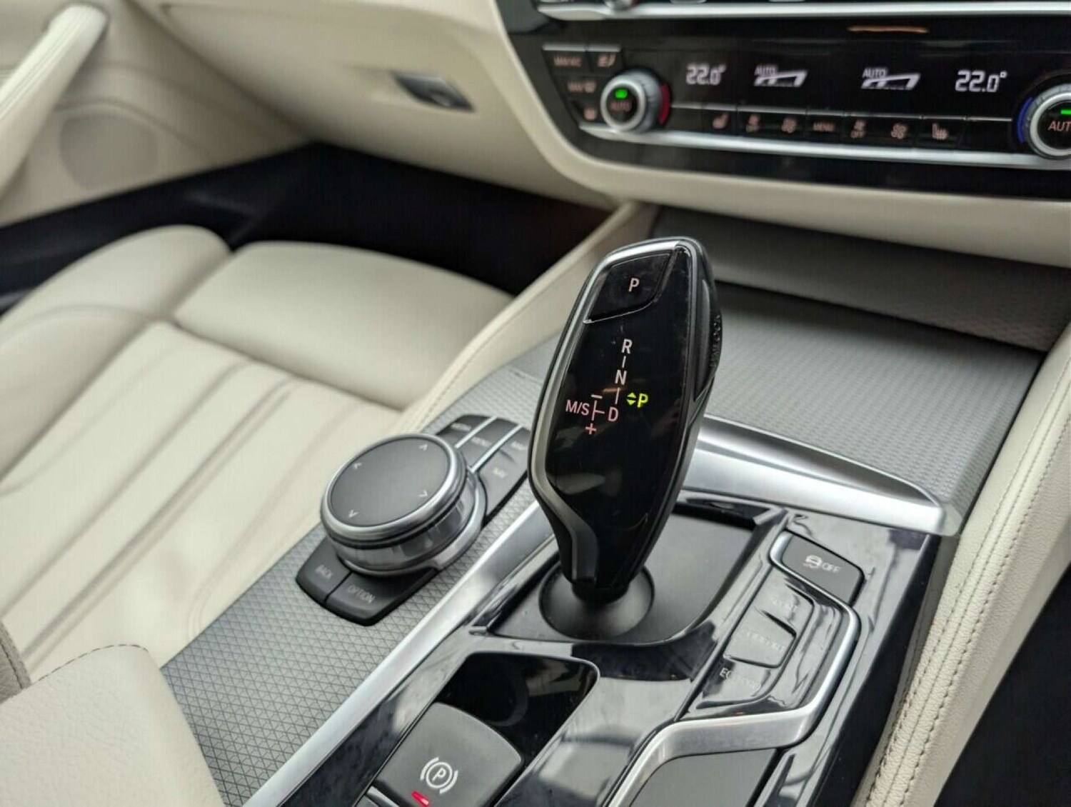 Used BMW 5 Series 2018 for sale - 77713118: Photo 17