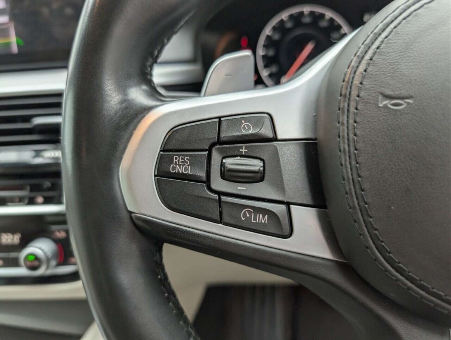 Used BMW 5 Series 2018 for sale - 77713118: Photo 19