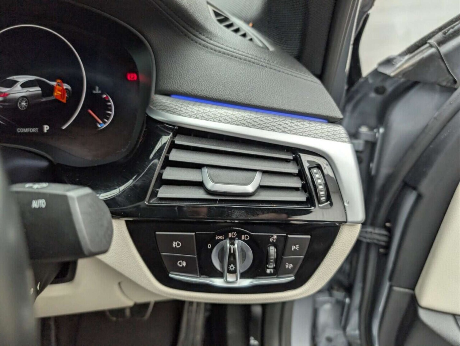 Used BMW 5 Series 2018 for sale - 77713118: Photo 21