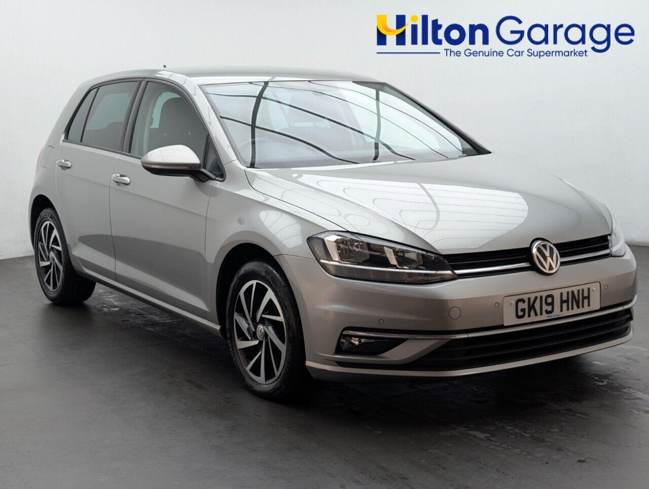 Used Volkswagen Golf 2019 for sale - 76425647: Photo 1