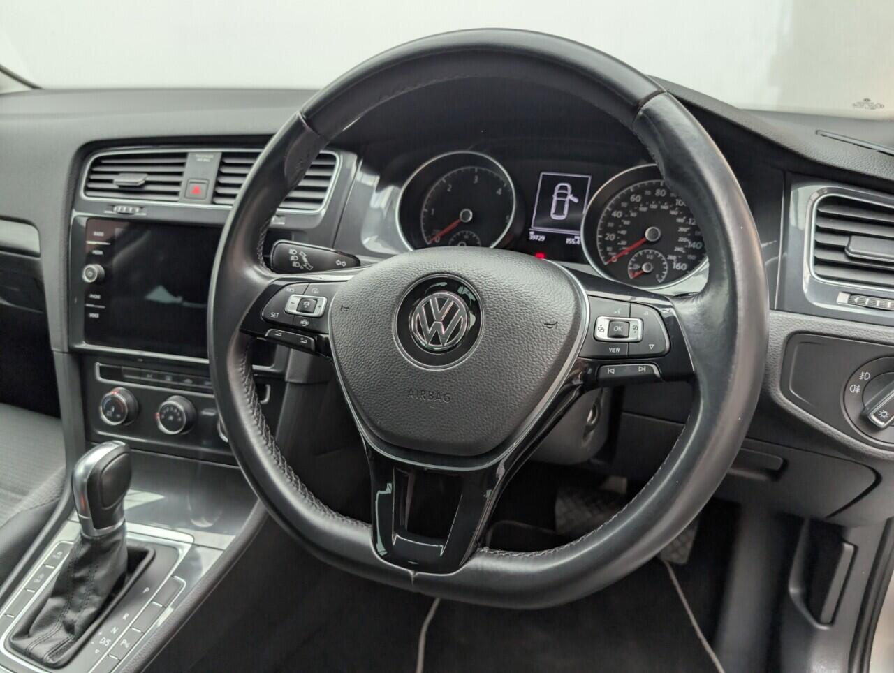 Used Volkswagen Golf 2019 for sale - 76425647: Photo 23