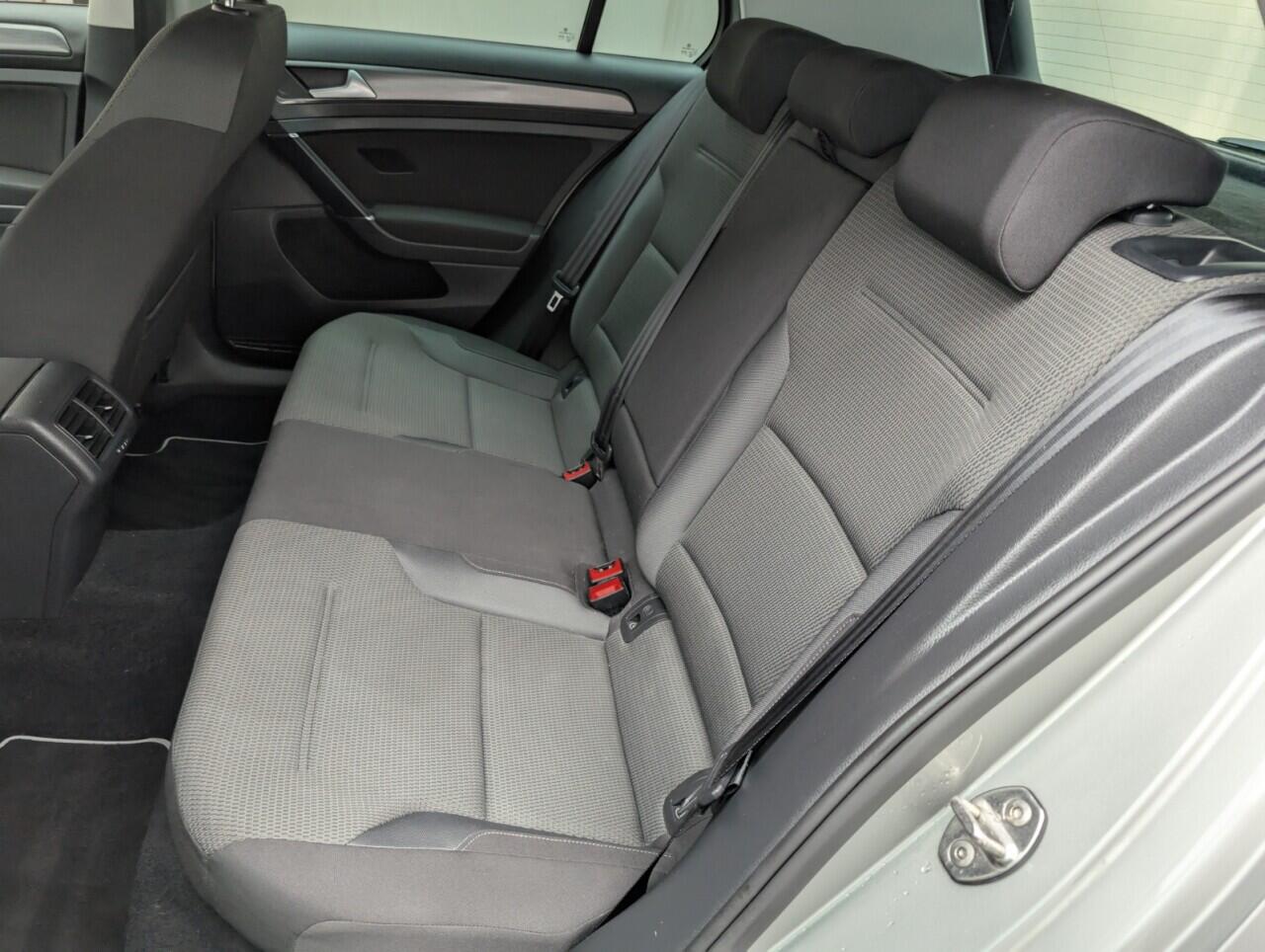 Used Volkswagen Golf 2019 for sale - 76425647: Photo 27