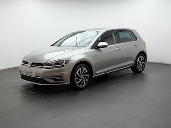 Used Volkswagen Golf 2019 for sale - 76425647: Photo