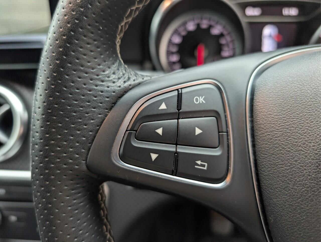 Used Mercedes-Benz A-Class 2018 for sale - 76942562: Photo 19