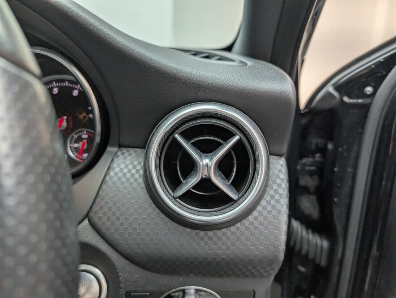 Used Mercedes-Benz A-Class 2018 for sale - 76942562: Photo 21