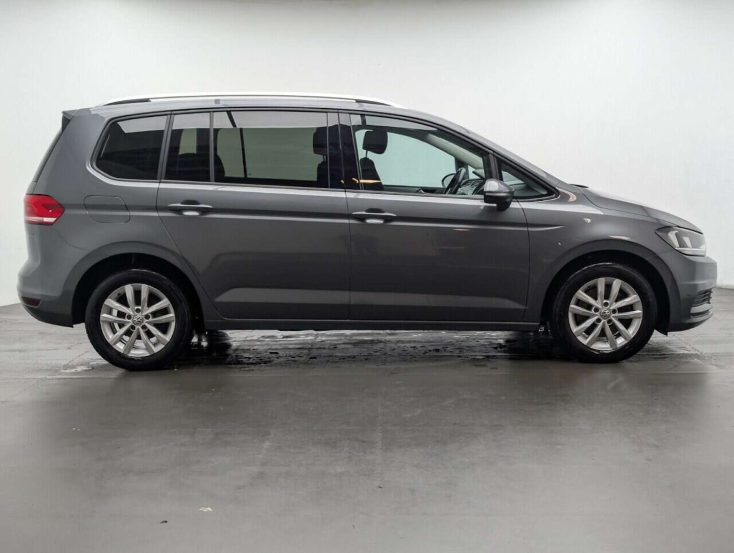 Used Volkswagen Touran 2018 for sale - 78083568: Photo 11