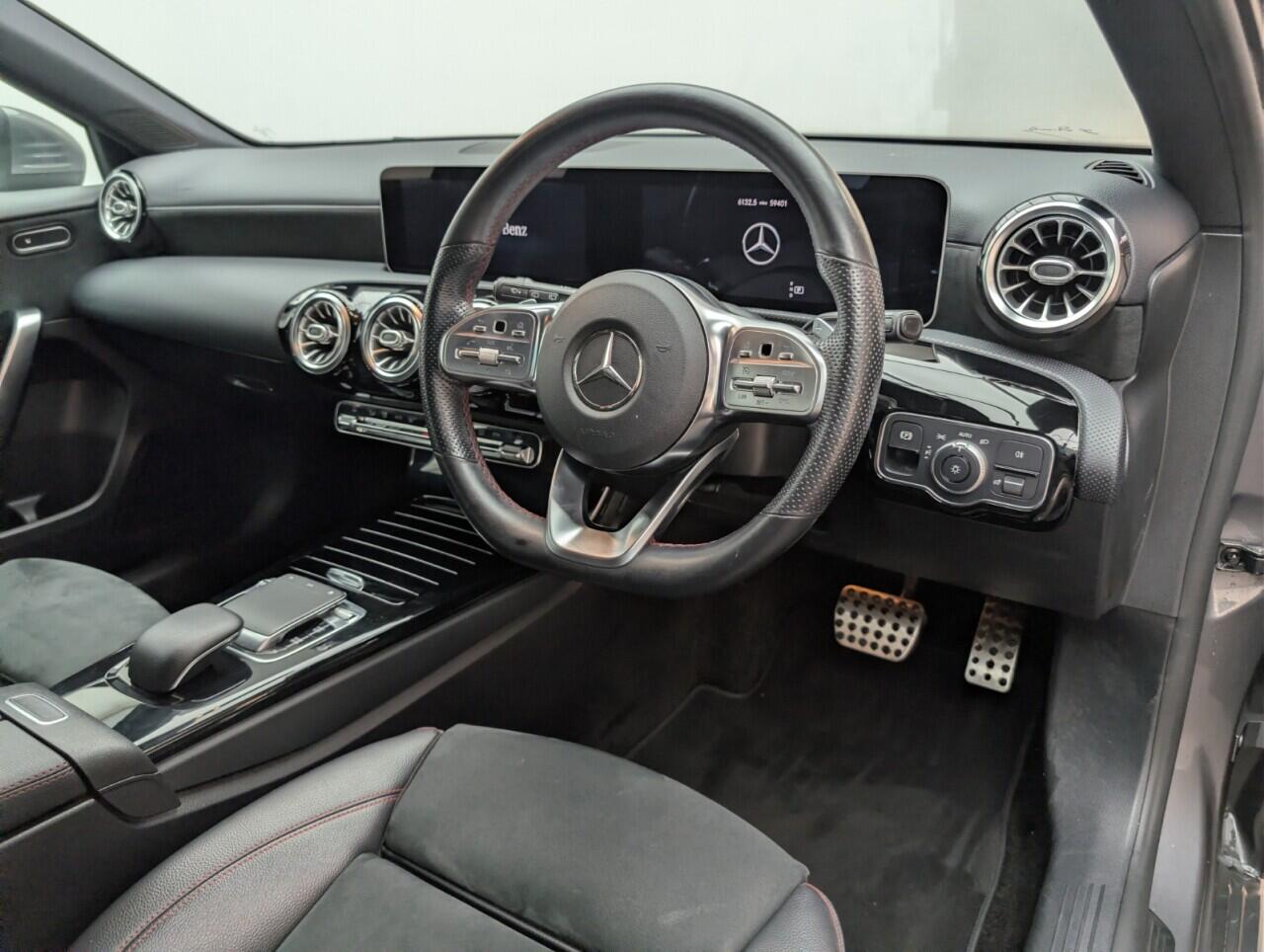 Used Mercedes-Benz A-Class 2019 for sale - 76562372: Photo 11