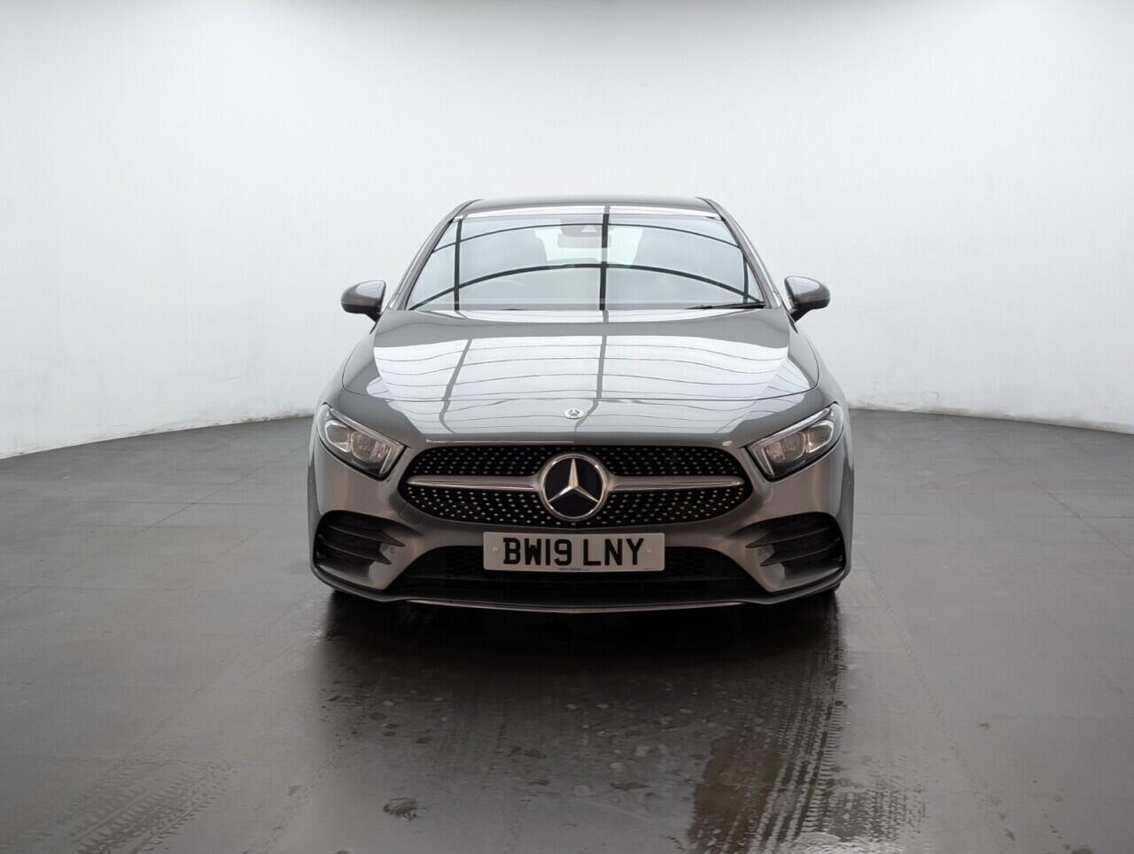 Used Mercedes-Benz A-Class 2019 for sale - 76562372: Photo 3