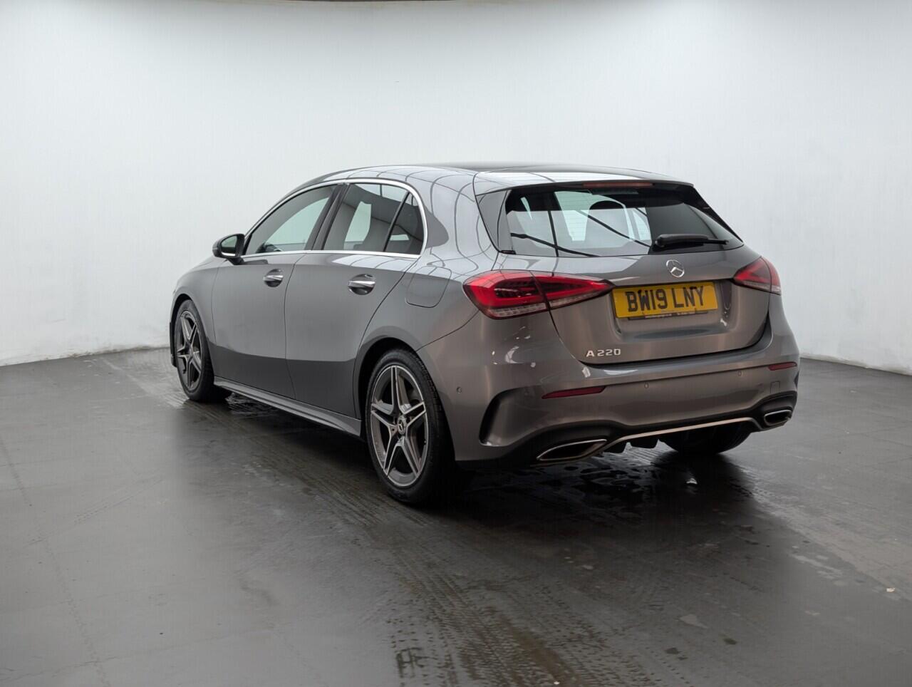 Used Mercedes-Benz A-Class 2019 for sale - 76562372: Photo 6