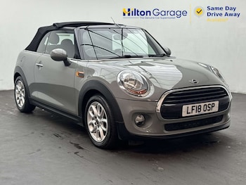 Used MINI Convertible 2018 for sale - 79205184: Photo