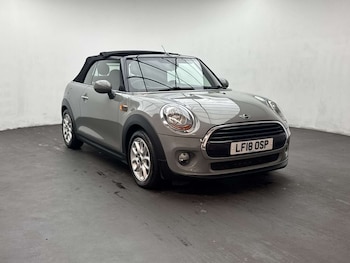 Used MINI Convertible 2018 for sale - 79205184: Photo