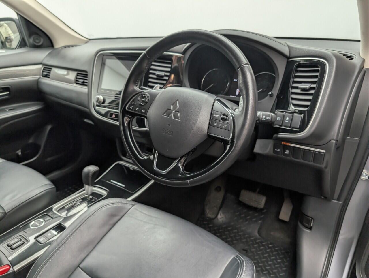 Used Mitsubishi Outlander 2019 for sale - 76823513: Photo 11