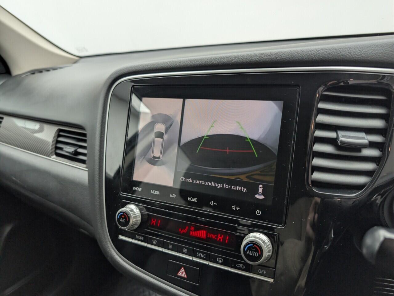 Used Mitsubishi Outlander 2019 for sale - 76823513: Photo 15