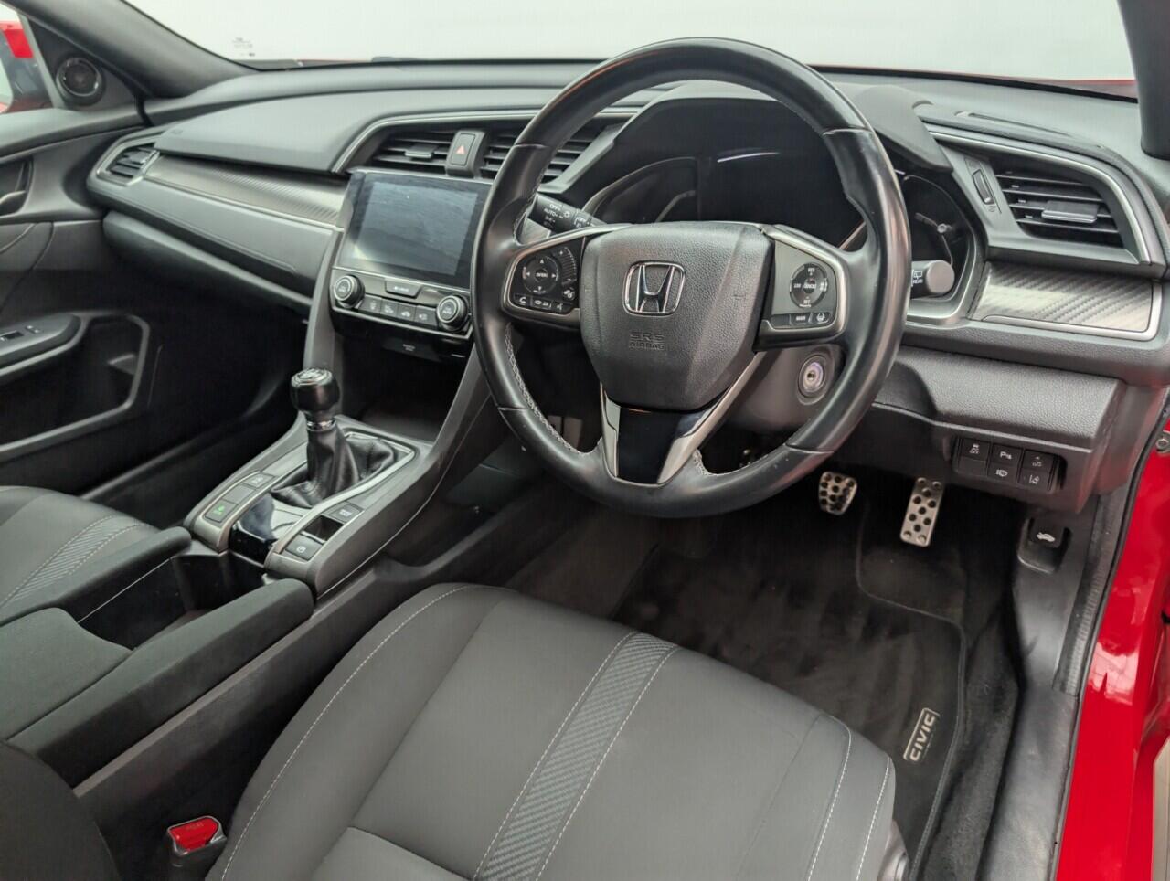 Used Honda Civic 2018 for sale - 76424818: Photo 11