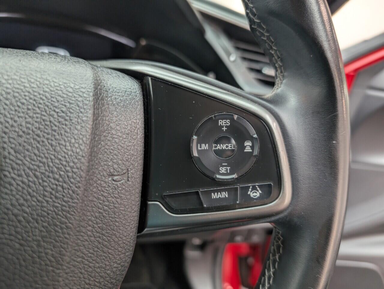 Used Honda Civic 2018 for sale - 76424818: Photo 20