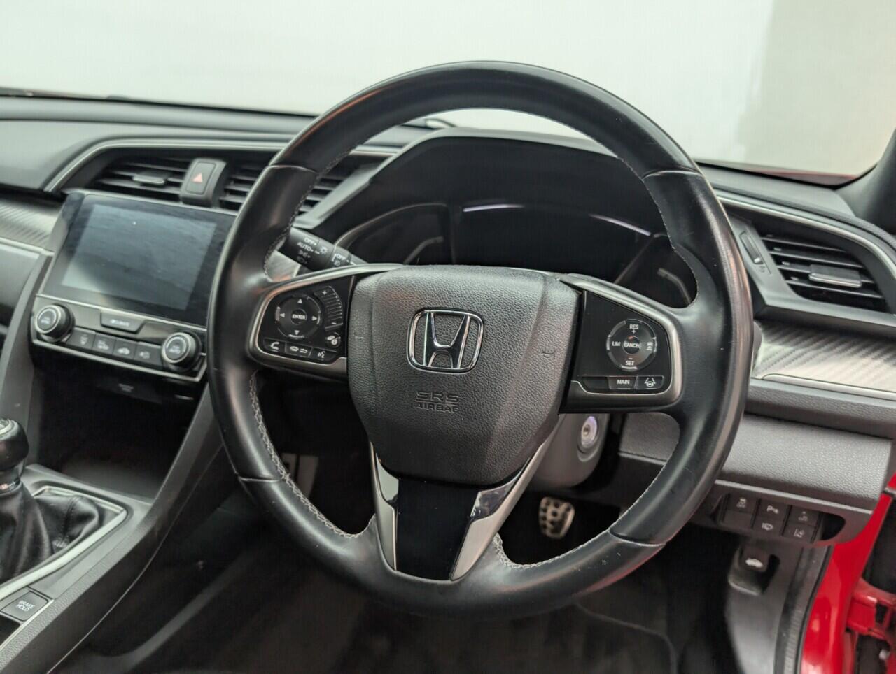 Used Honda Civic 2018 for sale - 76424818: Photo 23