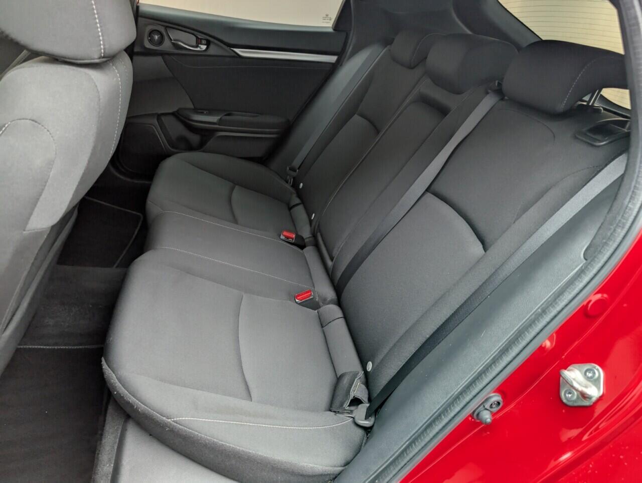 Used Honda Civic 2018 for sale - 76424818: Photo 27