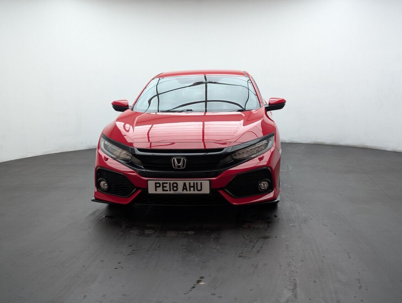 Used Honda Civic 2018 for sale - 76424818: Photo 3