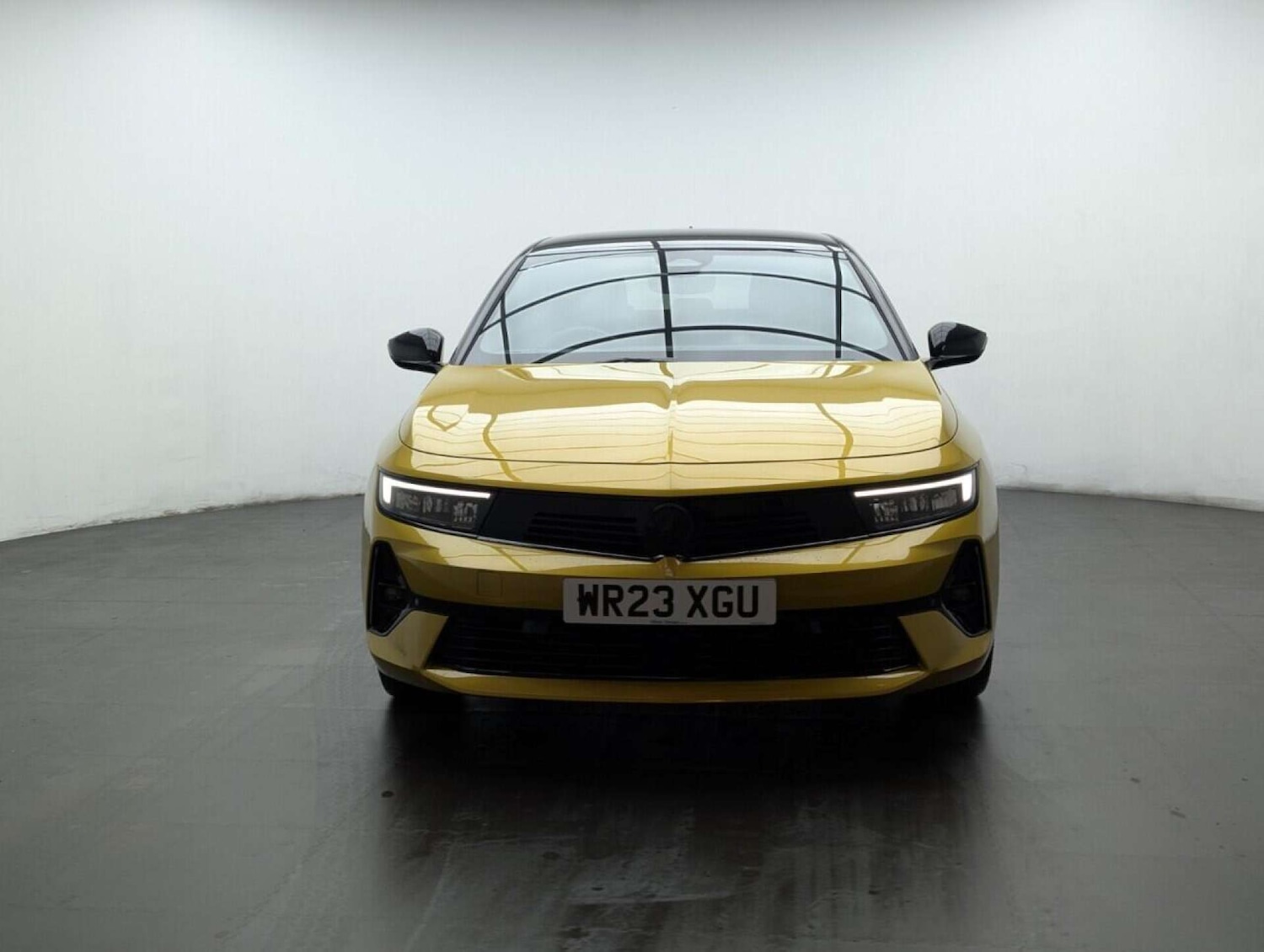 Used Vauxhall Astra 2023 for sale - 77713935: Photo 3