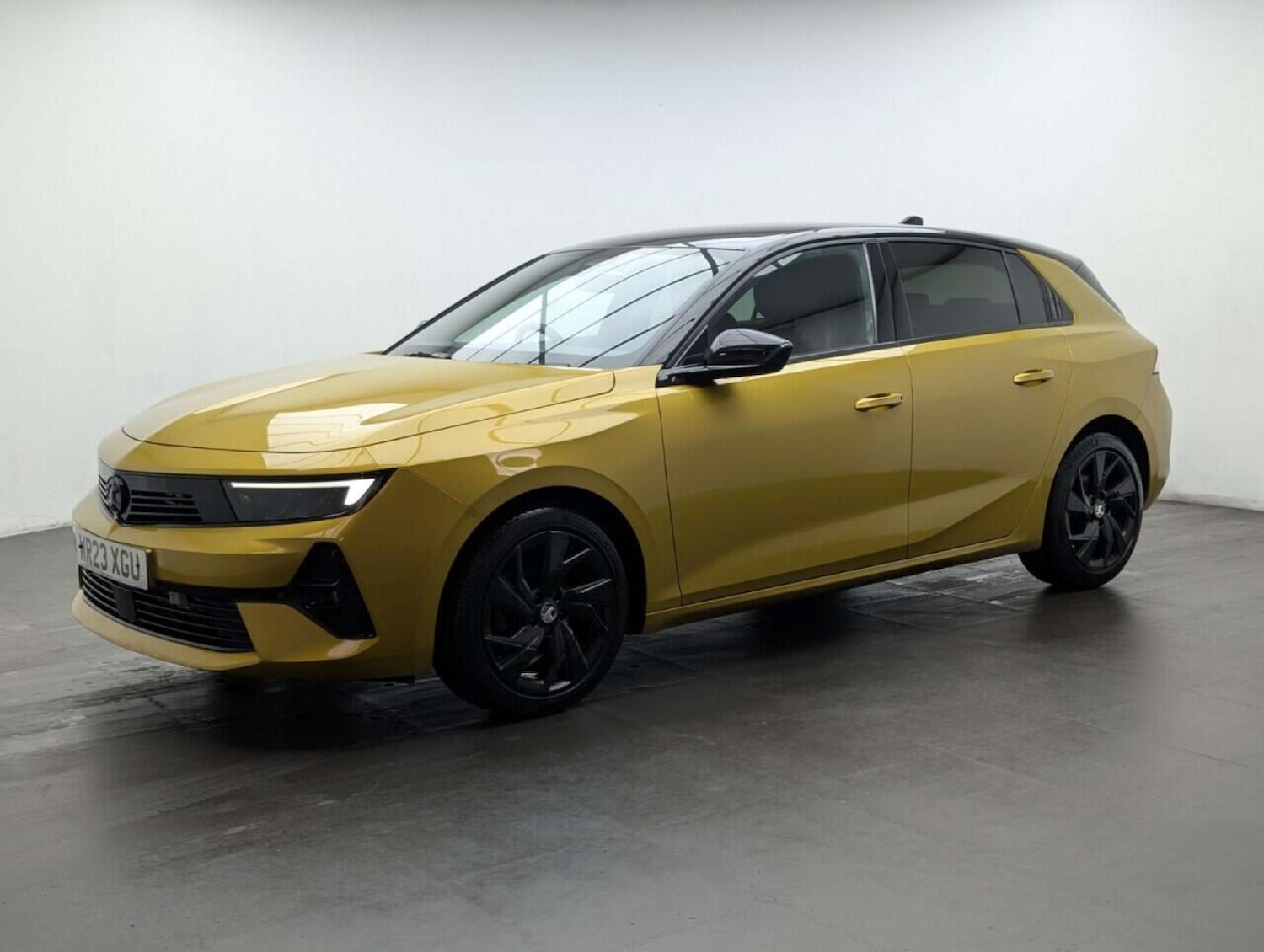 Used Vauxhall Astra 2023 for sale - 77713935: Photo 4