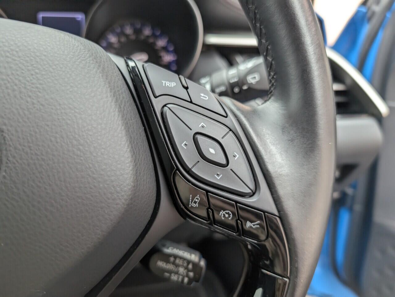 Used Toyota C-HR 2018 for sale - 76423642: Photo 19