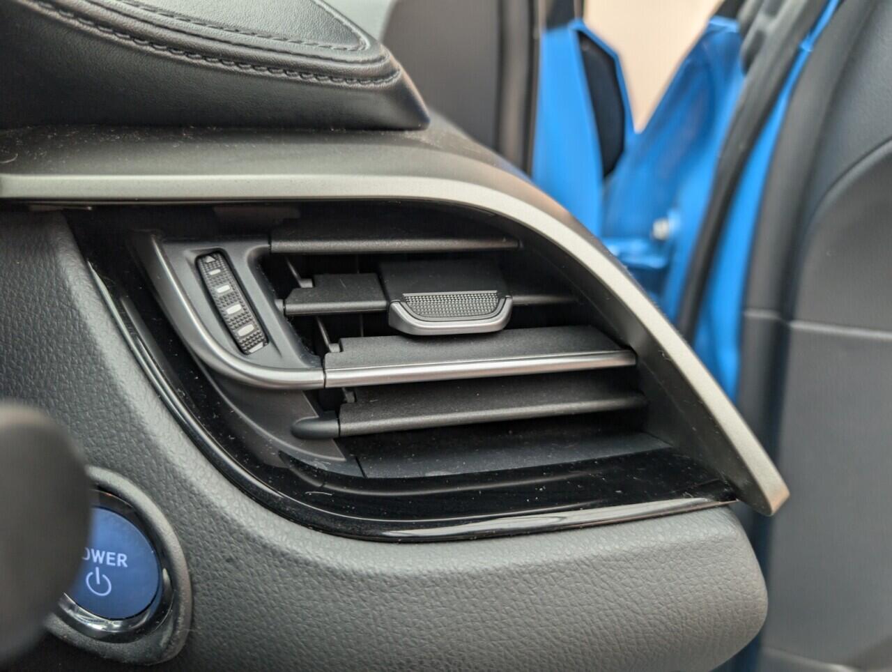 Used Toyota C-HR 2018 for sale - 76423642: Photo 20