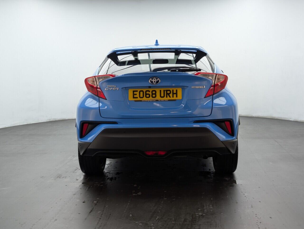 Used Toyota C-HR 2018 for sale - 76423642: Photo 7