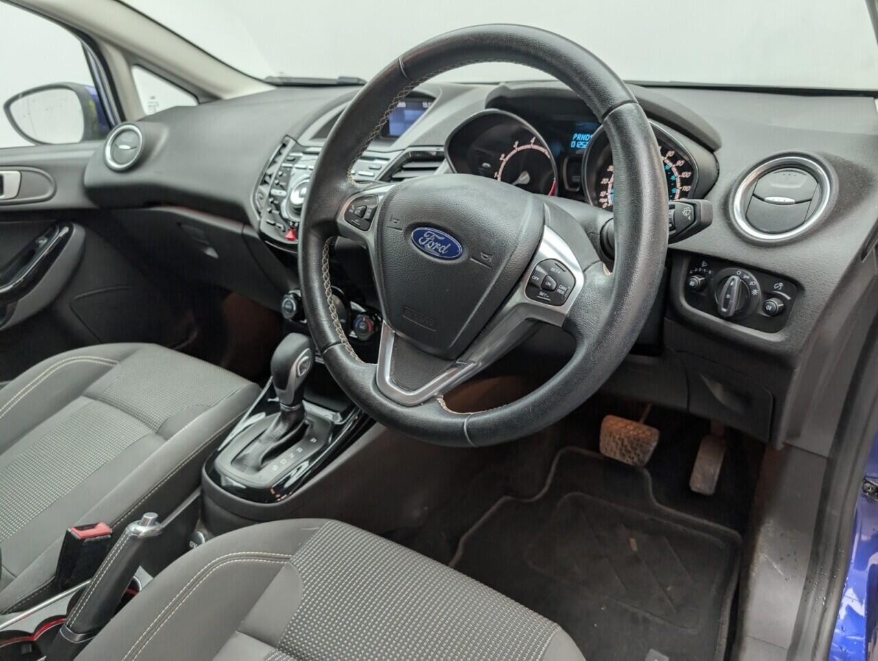 Used Ford Fiesta 2015 for sale - 76424483: Photo 11
