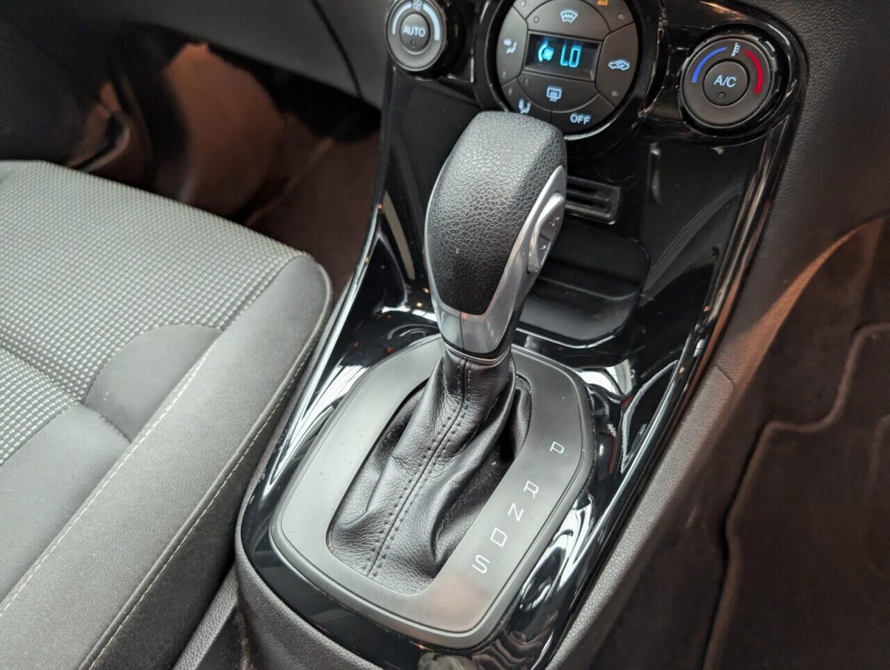 Used Ford Fiesta 2015 for sale - 76424483: Photo 16